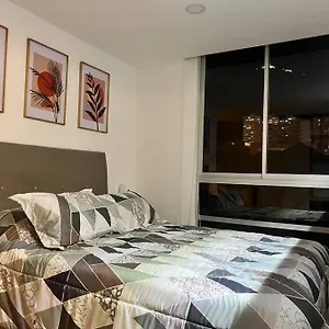  Apartamento Moderno En El Centro Colombia
