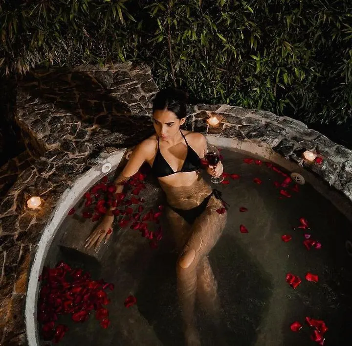 Guane Glamping Ecolodge Jacuzzi Privado Oriente Antioqueno Guarne 0*,